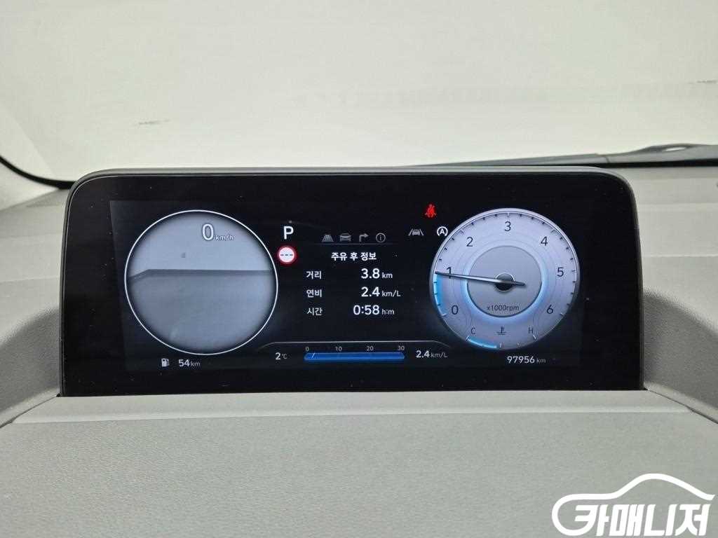 Hyundai Staria 4WD Diesel Lounge Inspiration thumbnail 6