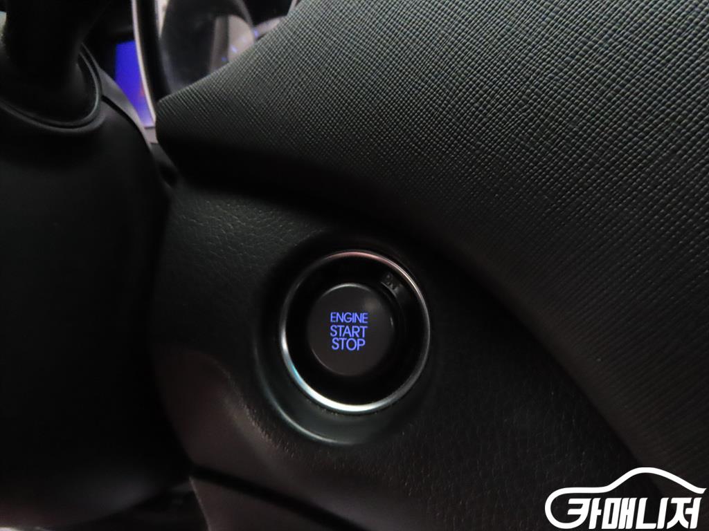 Hyundai Santa Fe Santa Fe DM Diesel 2WD 2.0 Premium thumbnail 17