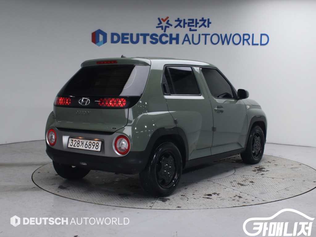 Hyundai Casper 1.0 Gasoline Van thumbnail 2