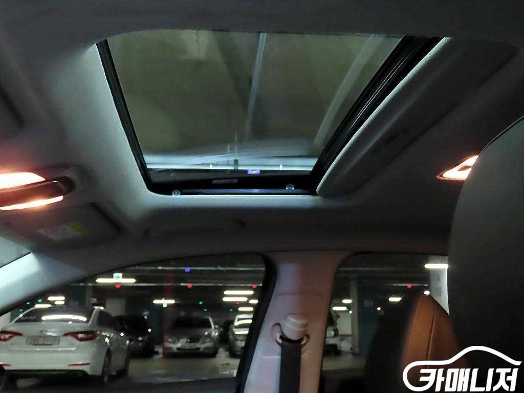 Hyundai Avante 1.6 Inspiration thumbnail 17