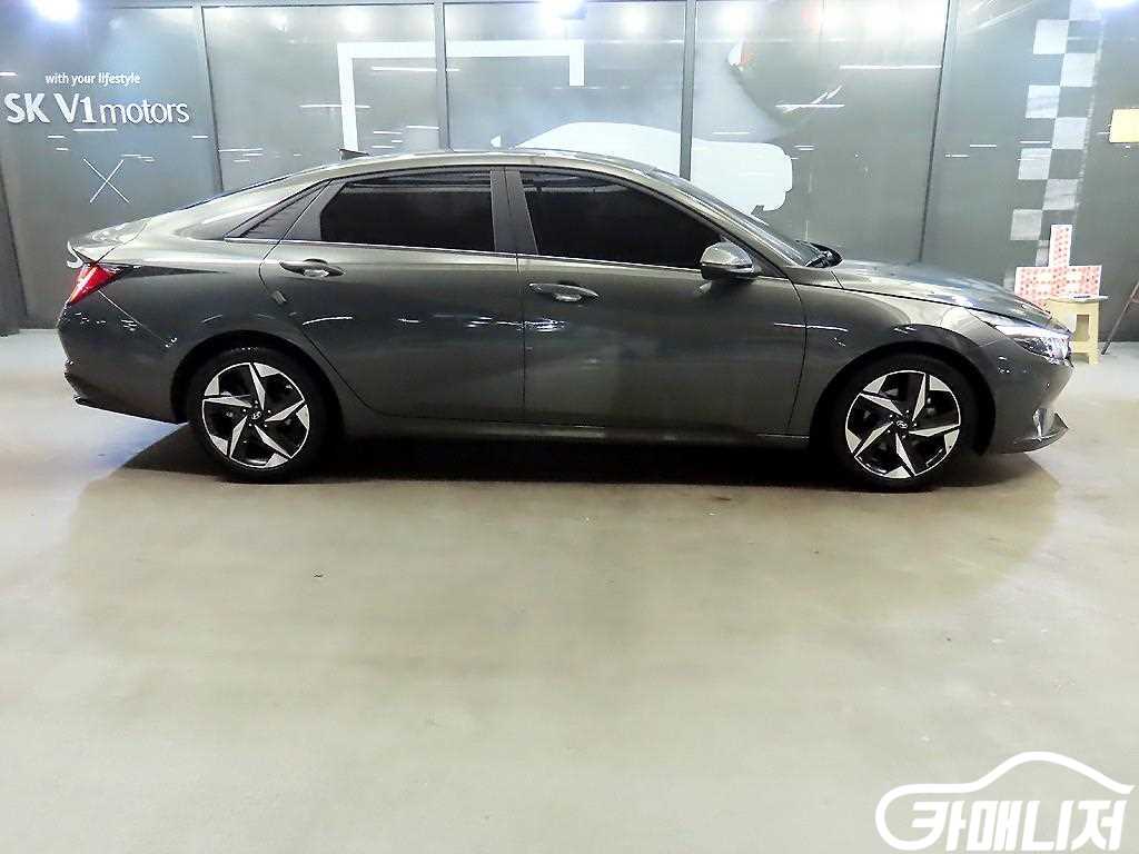 Hyundai Avante 1.6 Inspiration thumbnail 3