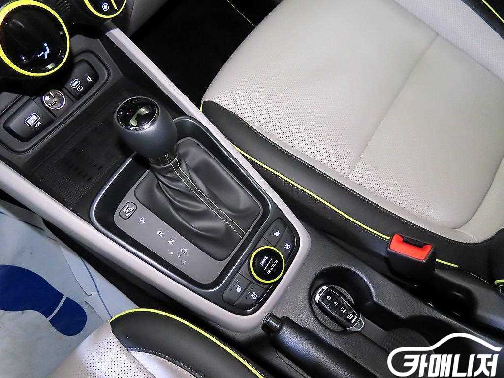 Hyundai Venue BeNew 1.6 Peulreokseu thumbnail 12