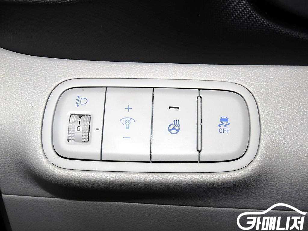 Hyundai Venue BeNew 1.6 Peulreokseu thumbnail 14