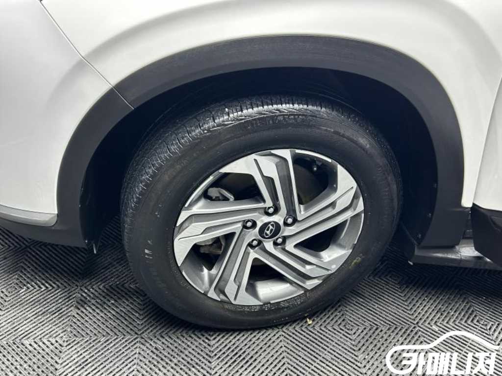 Hyundai Santa Fe The New Santa Fe Gasoline 2.5T 2WD Prestige thumbnail 17