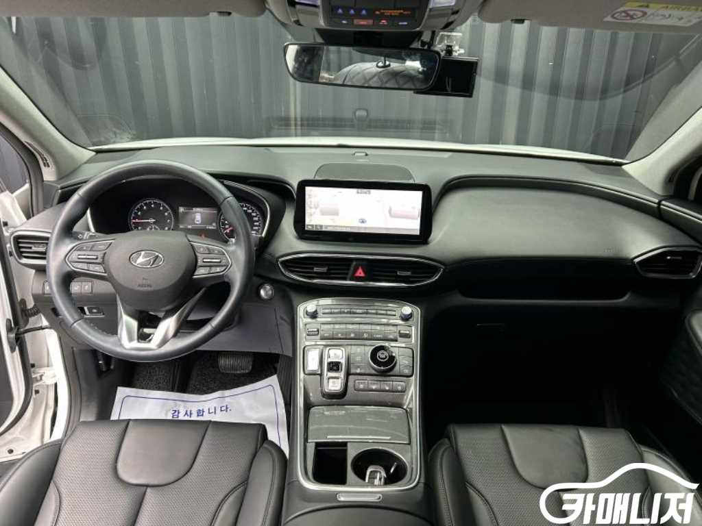 Hyundai Santa Fe The New Santa Fe Gasoline 2.5T 2WD Prestige thumbnail 9