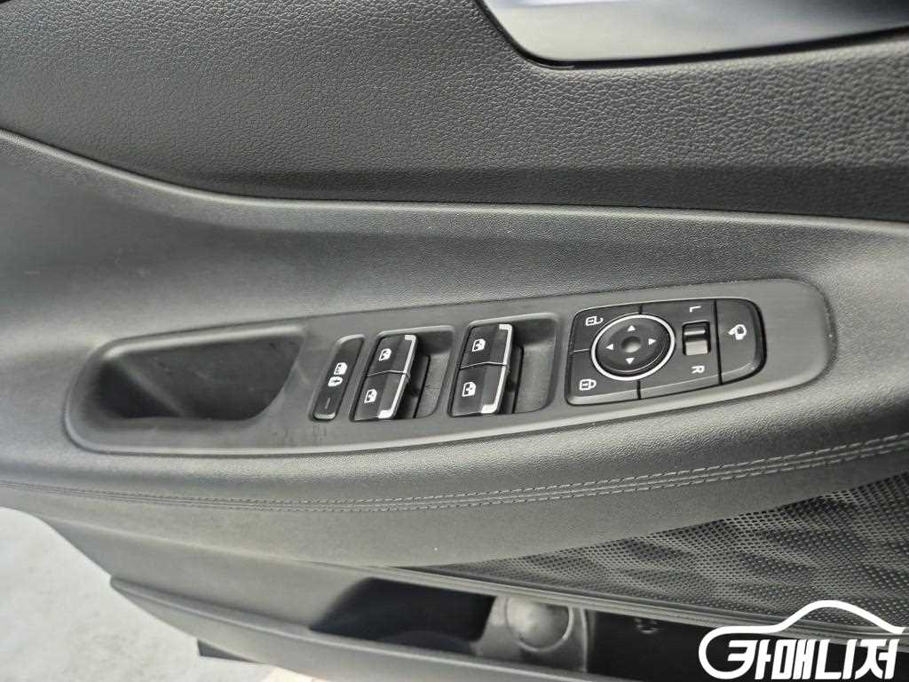 Hyundai Santa Fe The New Santa Fe Hybrid 1.6 2WD Prestige thumbnail 18