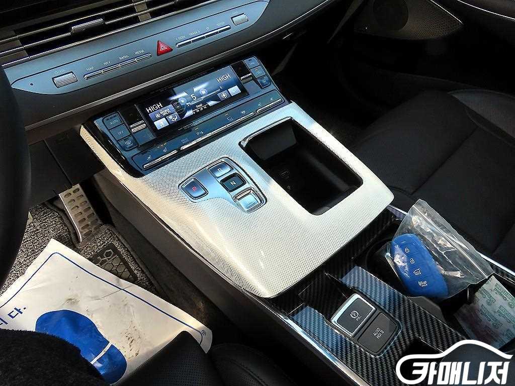 Hyundai Grandeur The New Grandeur IG Hybrid Exclusive thumbnail 11