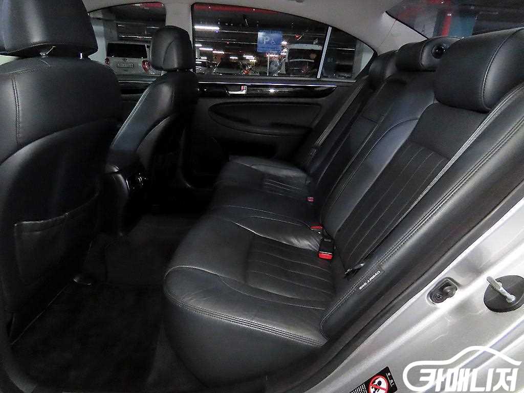 Hyundai Genesis BH330 MODERN thumbnail 7