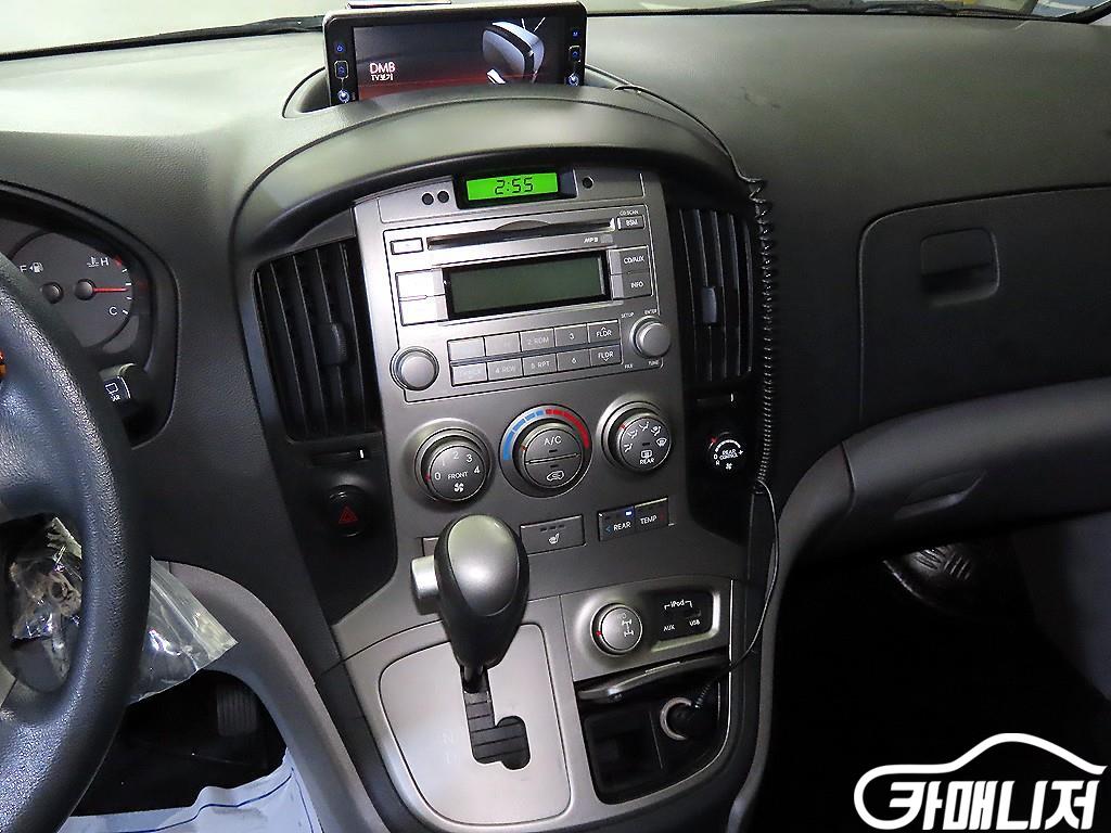 Hyundai Starex Grand Starex 15-Seater School Bus thumbnail 11