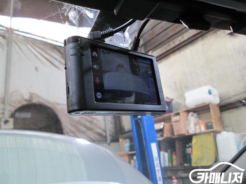 Hyundai Starex Grand Starex 11-Seater Wagon thumbnail 8