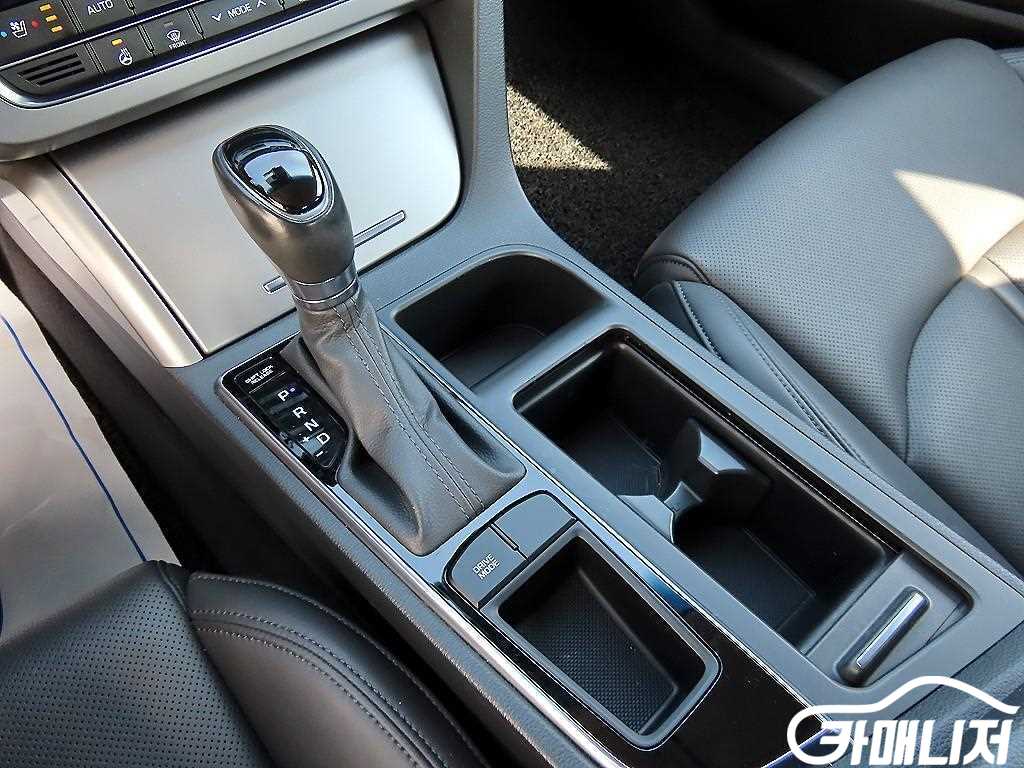 Hyundai Sonata 2.0 Smart thumbnail 10