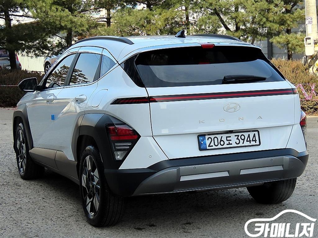 Hyundai Kona The All-New Kona Hybrid 1.6 HEV Turbo thumbnail 3
