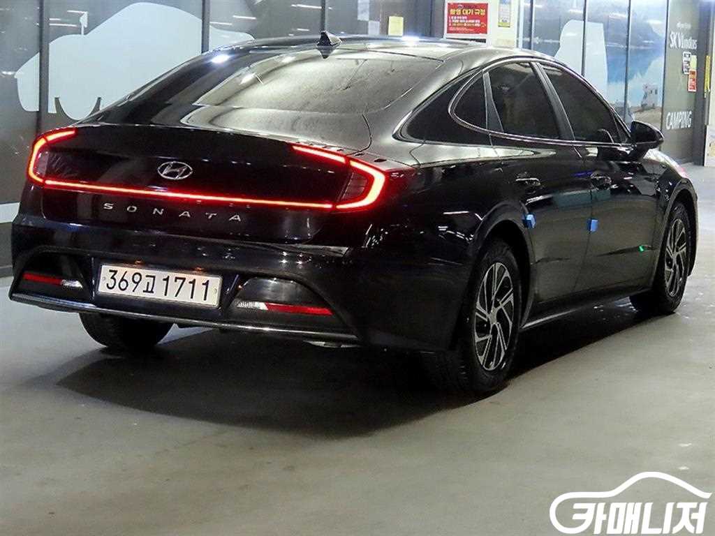 Hyundai Sonata Sonata Hybrid Smart thumbnail 4