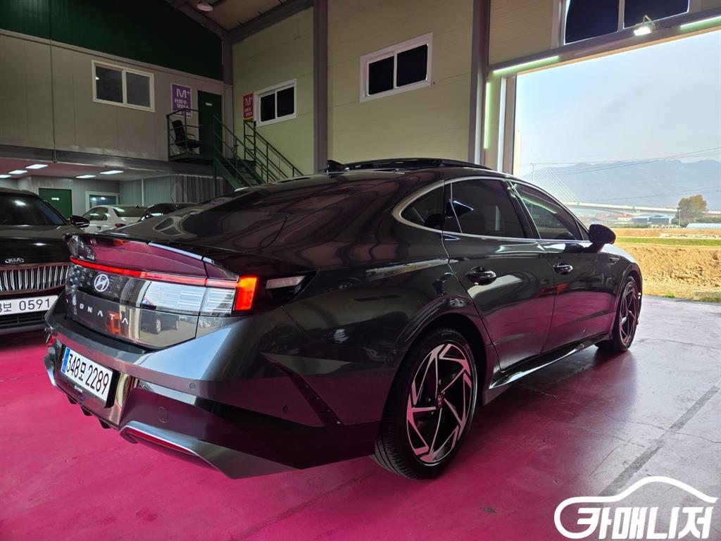 Hyundai Sonata Sonata The Edge Gasoline 1.6 Turbo thumbnail 4