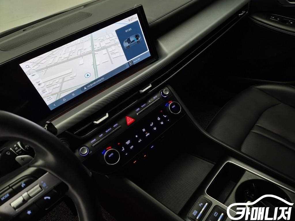 Hyundai Sonata Sonata The Edge Hybrid Premium thumbnail 10