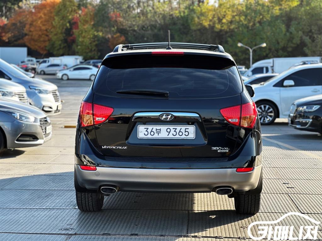 Hyundai Veracruz Gasoline 4WD 380VXL thumbnail 3