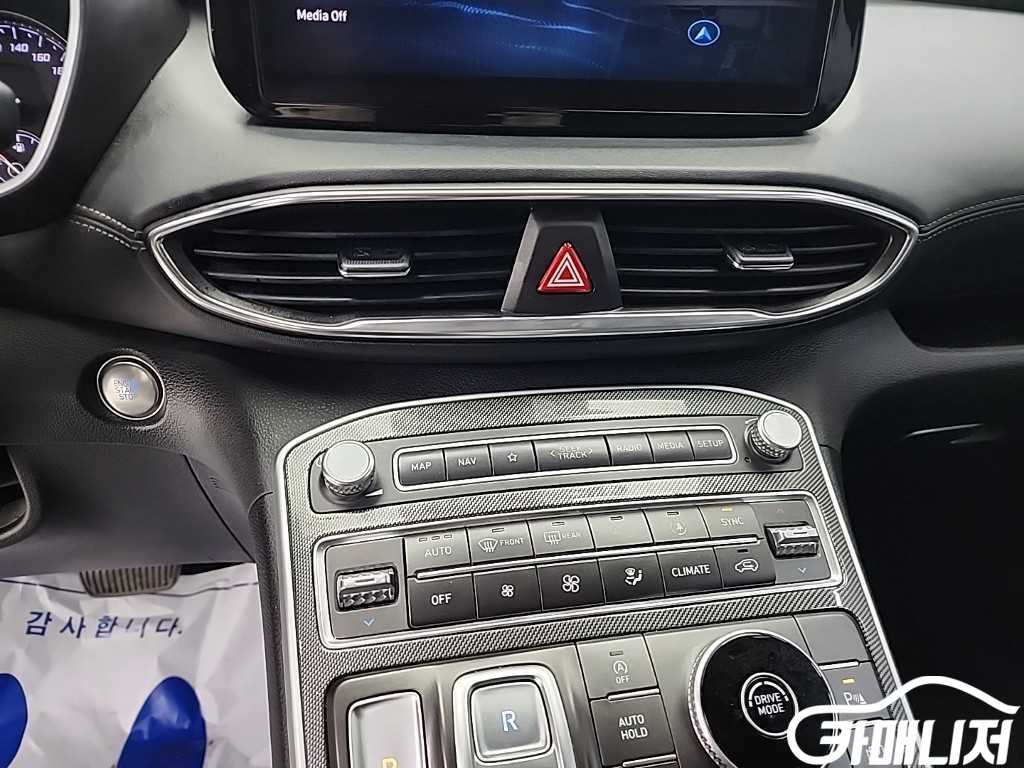 Hyundai Santa Fe The New Santa Fe Gasoline 2.5T 2WD Premium thumbnail 10