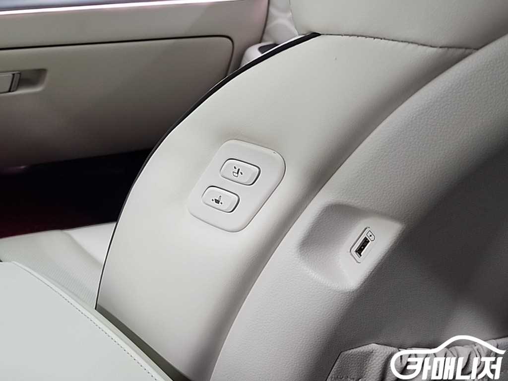 Hyundai Palisade Gasoline 3.8 2WD thumbnail 13