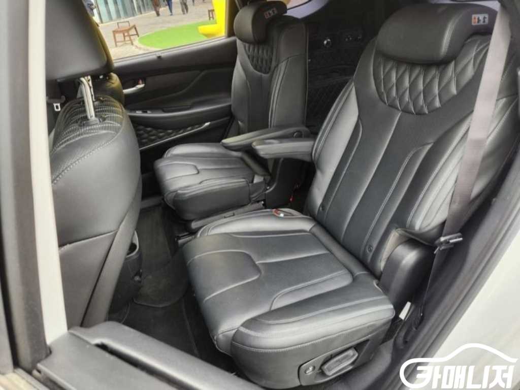 Hyundai Santa Fe The New Santa Fe Hybrid 1.6 4WD Calligraphy thumbnail 9