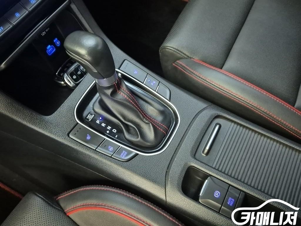 Hyundai i30 1.6 Turbo thumbnail 8