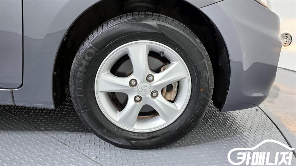 Hyundai Accent AccentFacelift 1.4VVT Premier thumbnail 5