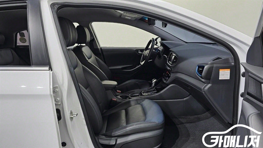 Hyundai Ioniq N thumbnail 10