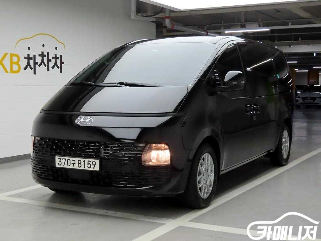 Hyundai Staria 2WD Diesel Tourer Modern thumbnail 2