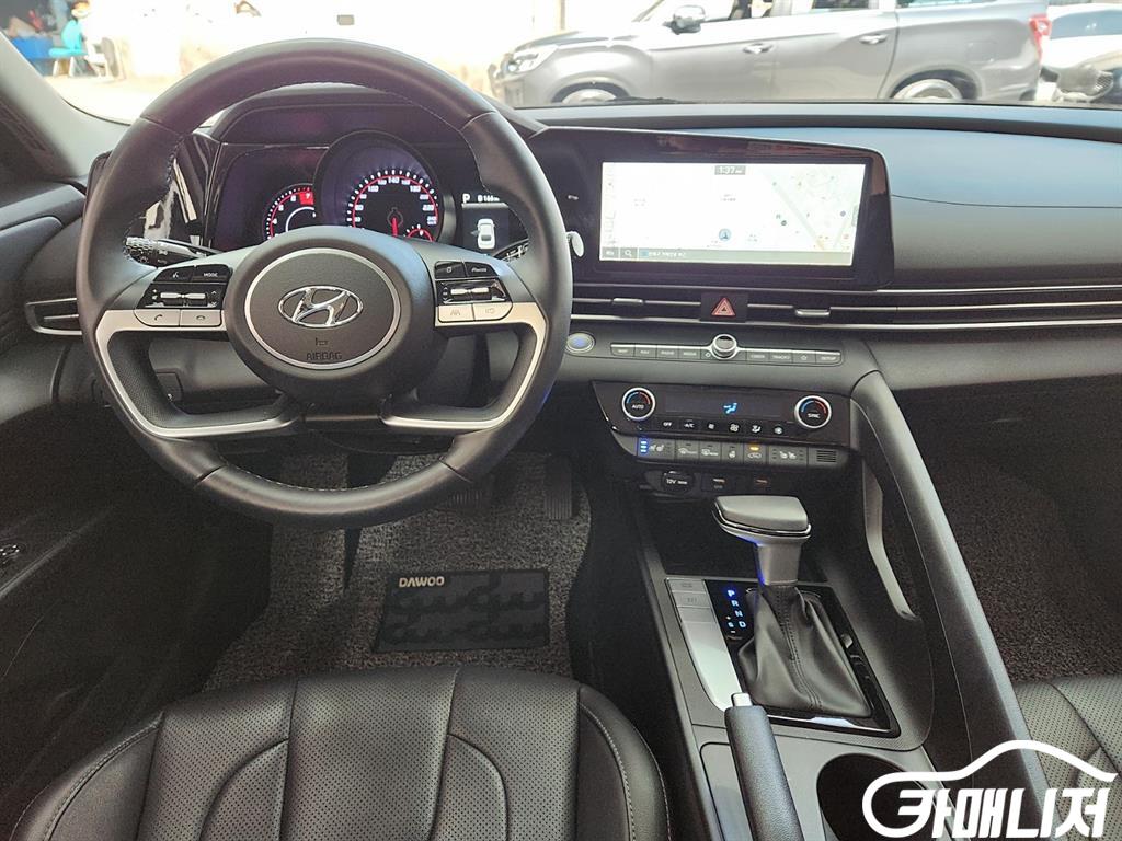 Hyundai Avante 1.6 Modern thumbnail 7