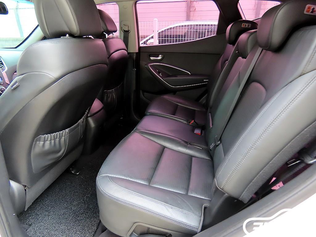 Hyundai Santa Fe Santa Fe DM Diesel 4WD 2.0 Premium thumbnail 6