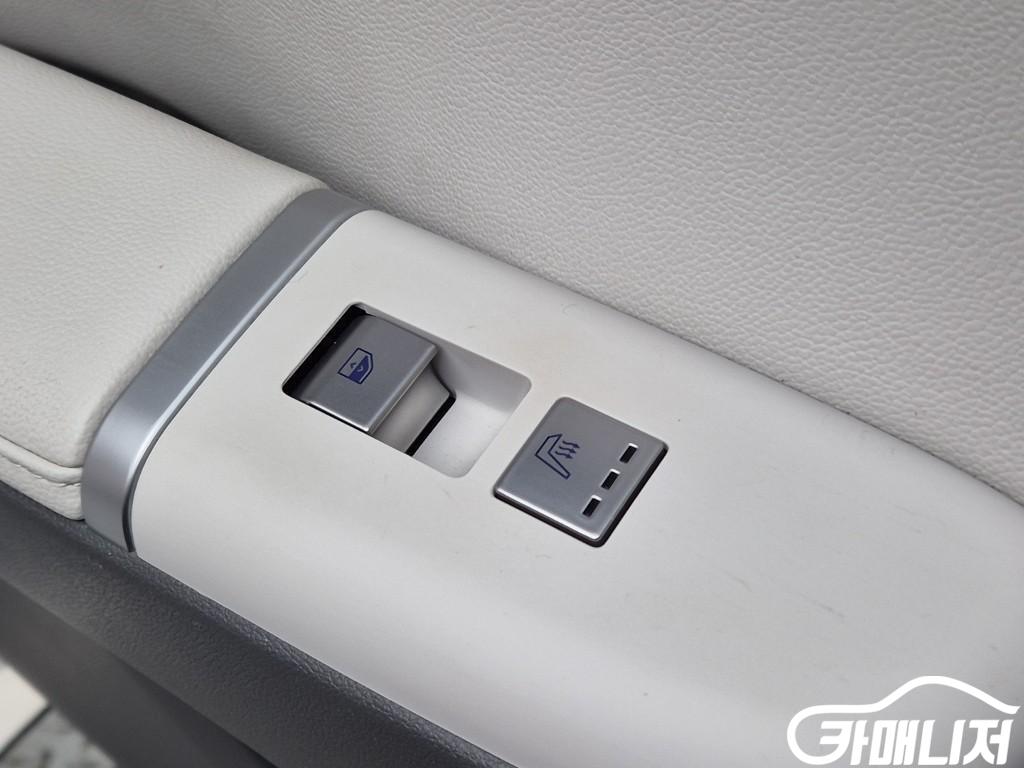 Hyundai Grandeur Grandeur Hybrid Premium thumbnail 19